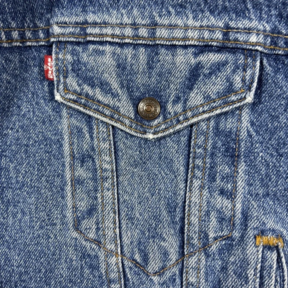Levis Sherpa Lined Denim Trucker Jacket Mens S Blue Vintage Made in USA 70608